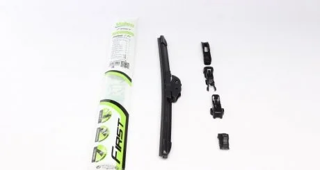 Щітка склоочисника (350mm) Chevrolet Aveo/Renault Clio IV/Smart 11- (безкаркасна) Valeo 575000