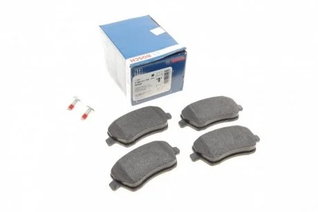 Комплект гальмівних колодок (передніх) Renault Kangoo/Logan/Clio 07-/Zoe/Duster/Dokker/Megane 12-/Nissan Micra BOSCH 0986424795