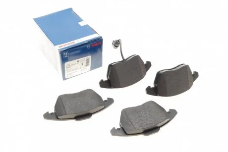 Комплект гальмівних колодок (передніх) VW Caddy 03- (з датчиком) BOSCH 0986424797