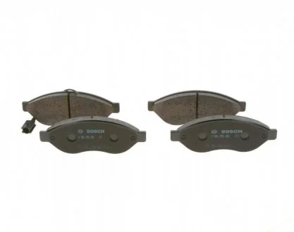 Комплект тормозных колодок, дисковый тормоз BOSCH 0986495096 (фото 1)