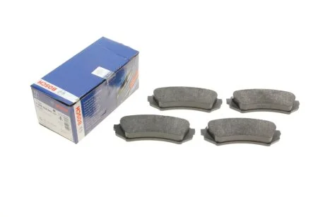 Колодки гальмівні (задні) Toyota Land Cruiser 100 98-07/Lexus LX II 98-08 BOSCH 0986424641