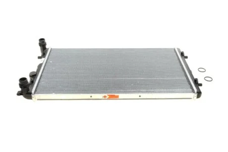 Радіатор охолодження Skoda Octavia/VW Golf IV 1.4-2.8/1.9TDI 98-10 NRF 509529