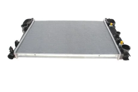 Радіатор охолодження MB S-class (W221/C216) 05-13 NRF 53839
