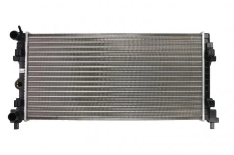 Радіатор системи охолодження NISSENS 640012