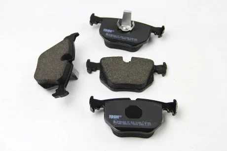 Комплект гальмівних колодок з 4 шт. дисків FERODO FDB1483