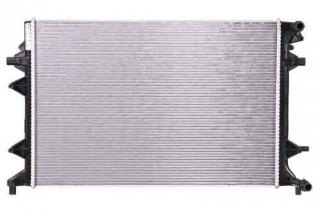 Радіатор охолодження двигуна NISSENS 65017