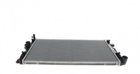 Радіатор охолодження MB Vito (W639) 2.2-3.5 03- Valeo 734887