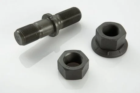 Болт крепления колеса PETERS PE AUTOMOTIVE 067.107-00A