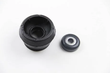 Опора амортизатора перед. з підш. (компл) Seat Toledo (99-) / Skoda Octavia (96-) / VW Bora (97-05) KYB SM1708