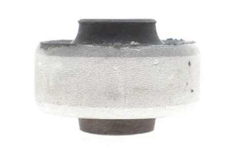 Сайлентблок важеля LM LEMFORDER 27132 01