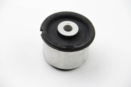 Сайлентблок важеля LM LEMFORDER 35034 01