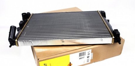Радиатор охлаждения Renault Kangoo 1.2-1.6/1.5dCi 01- NRF 58217 (фото 1)