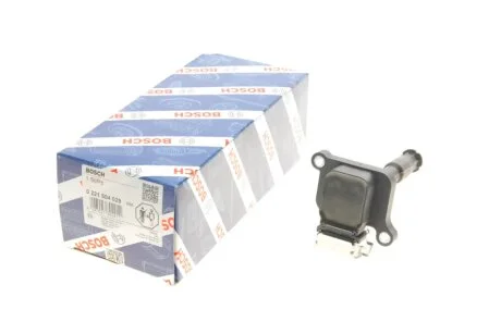 Котушка запалювання BMW 7 (E38)/5 (E39)/3 (E36/E46) 90-97 M52/M54/M62/S50 BOSCH 0221504029