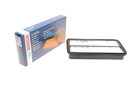Фільтр повітряний Toyota Corolla/Camry/Carina 1.6i/1.8i/2.0GTi 86-01 BOSCH 1987429135