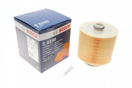 Фільтр повітряний Audi A6 2.4-4.2 04-11 BOSCH F026400198