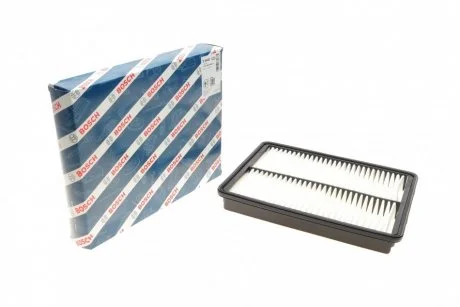 Фільтр повітряний Hyundai Santa Fe 2.4 4WD 12-/Kai Sorento 2.4 CVVT 12- BOSCH F026400448