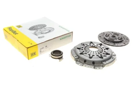 Комплект сцепления Toyota Corolla1.3-1.6 87-07 (d=200mm) (+выжимной) LuK 620301700