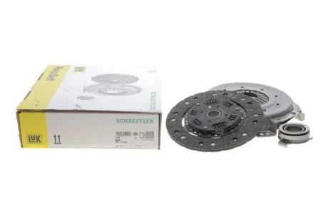 Комплект зчеплення Toyota Camry -93 (d=230mm) (+вижимний) LuK 623177560 (фото 1)