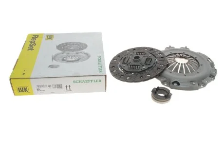 Комплект зчеплення Skoda Fabia/Roomster 1.4D 03-10 (d=220mm) (+вижимний) LuK 622301800