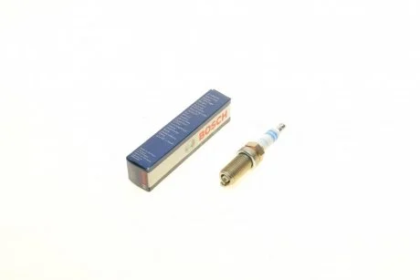 Свічка запалювання Toyota Highlander/Land Cruiser Prado 08- BOSCH 0242230533