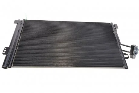 Радіатор кондиціонера MB Vito (W639) 2.2CDI 03-08 (кріплення на 2 шпильки) NRF 35776