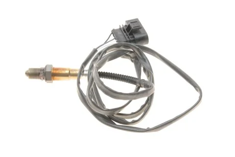 Лямбда-зонд (кількість дротів 4, 1700мм) AUDI A4 B5, A6 C5, A8 D2, ALLROAD C5 FORD C-MAX MASERATI GHIBLI III PEUGEOT 208 I SKODA FABIA I, SUPERB I VW PASSAT B5, PASSAT B5.5 1.4-4.2 04.96- 0 258 010 073 BOSCH 0258010073