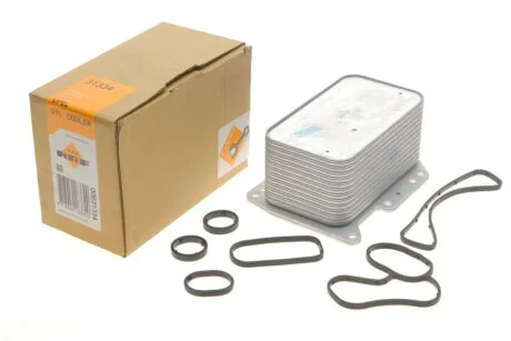 Радіатор масляний Renault Master III 2.3 dC 10- FWD /Trafic II 2.0 dCi 06- (теплообмінник) NRF 31334