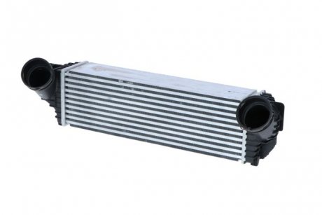 Радиатор интеркулера BMW (F16/F86)/X5 (E70/F15/F85)/X6 (E71/E72) 2.0D/3.0D 07- NRF 30359 (фото 1)