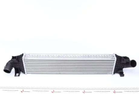 Радіатор інтеркулера Ford Mondeo/Focus 1.6-2.5D 03- NRF 30870