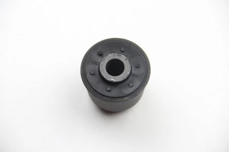 Сайлентблок рычага передней оси CITRO?N C5 III, PEUGEOT 206, 407, 508, BMW 3 (40х12х46) BCGUMA BC GUMA BC3005
