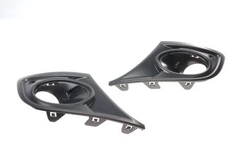 Накладка протитуманних фар переднього бампера (2шт) Renault Megane III 12- (Renault) Renault RENAULT 620720985R