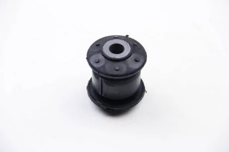 Сайлентблок переднього важеля (спереду) Caddy/Golf 03-/Jetta/Passat 05- BC GUMA BC0220