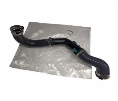 Патрубок інтеркулера Master 2.3 dCi 10- RENAULT 144600588R