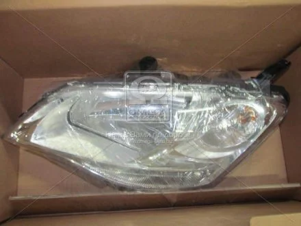 Фара ліва (-коректор) Korando C (10-) SsangYong SSANGYONG 8310134000