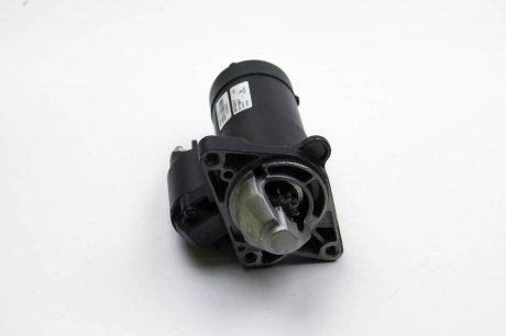 Стартер (заводская реставрация) RENAULT 8201268218 (фото 1)