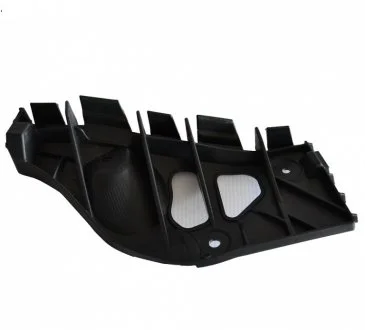 Кронштейн бампера задн лів RENAULT 8200735448