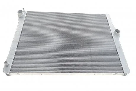 Радиатор охлаждения BMW 5 (F10)/7 (F01-F04) 09-13 (N52/N53) NRF 50479