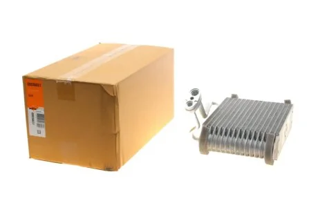 Радиатор кондиционера Audi A4 1.6-2.8 94-01 NRF 36037