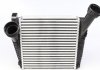 Радиатор интеркулера Audi Q7/VW Touareg 3.0/4.1 03-(R) NRF 30198 (фото 6)