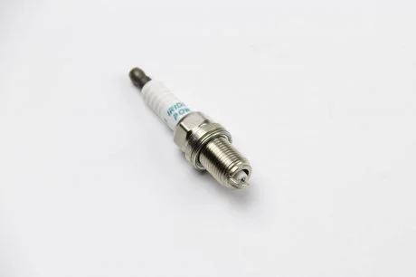 Свеча зажигания Iridium Power  DENSO IK20