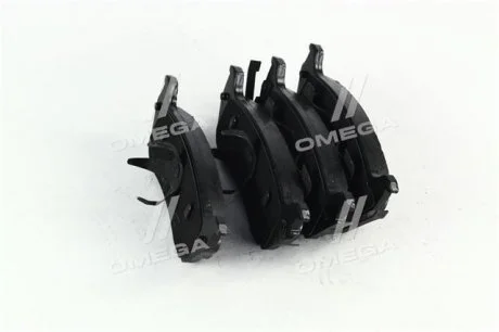 Гальмівнi колодки дисковi DB W163 ML230-ML320 98- зад. REMSA 0698.01