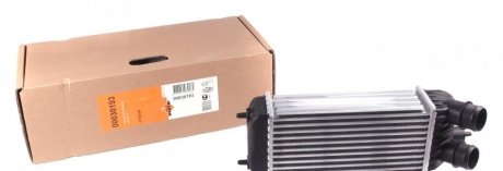 Радиатор интеркулера Citroen Jumpy/Peugeot Expert 1.6 HDI 07- NRF 30193