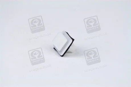 Кліпса кріплення молдинга бічного SsangYong SSANGYONG 7956821000