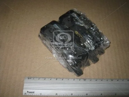 Колодки гальмівні дискові задні MITSUBISHI Montero, Pajero, Shogun CHAMPION 573724CH