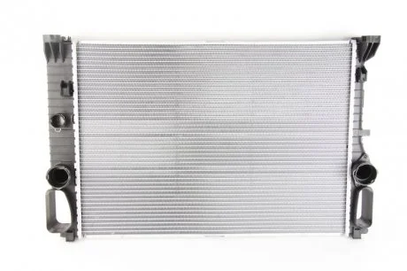 Радіатор MB CLS W 219(04-)CLS 350 CGI(+)[OE 211 500 08 02] NISSENS 62796A