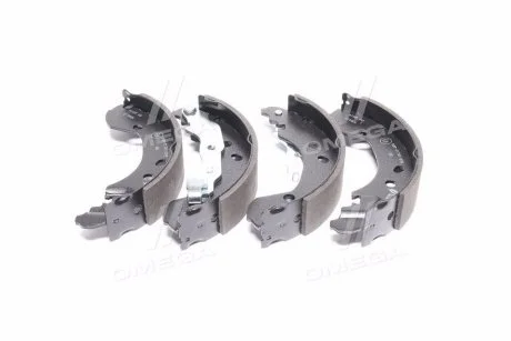 Комплект гальмівних колодок з 4 шт. барабанів REMSA 4168.00