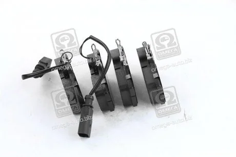 Колодка гальм. диск. VW TRANSPORTER (T4) 90-03 задн.  RIDER RD.3323.DB1369