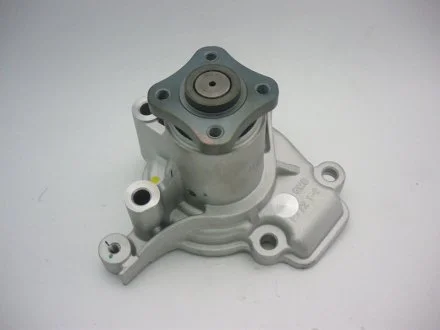 Насос водяной HYUNDAI/KIA i30, CEED, TUCSON, SPORTAGE GMB GWHY-42A