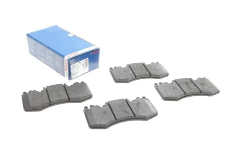 Колодки гальмівні (передні) Land Rover Range Rover III/IV 02-/Range Rover Sport 05-/Discovery V 16- BOSCH 0 986 494 440