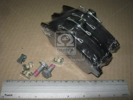 Колодки гальмівні дискові передні Mitsubishi Carisma (96-06), Colt VI CHAMPION 573039CH